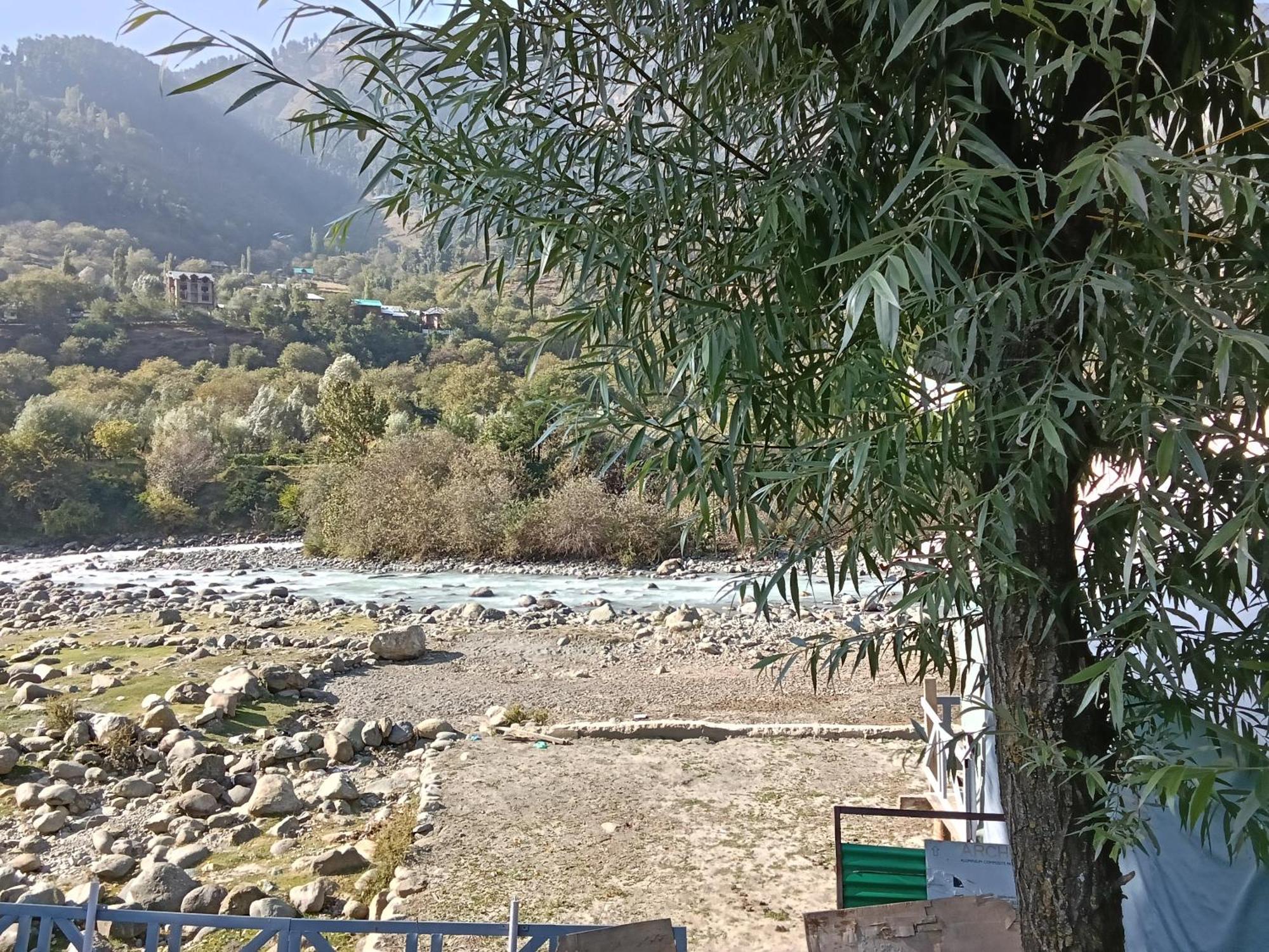 River-Scape Anantnag Exterior photo
